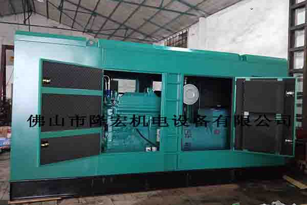 出口發(fā)電機(jī) 、500KVA康明斯靜音柴油發(fā)電機(jī)組